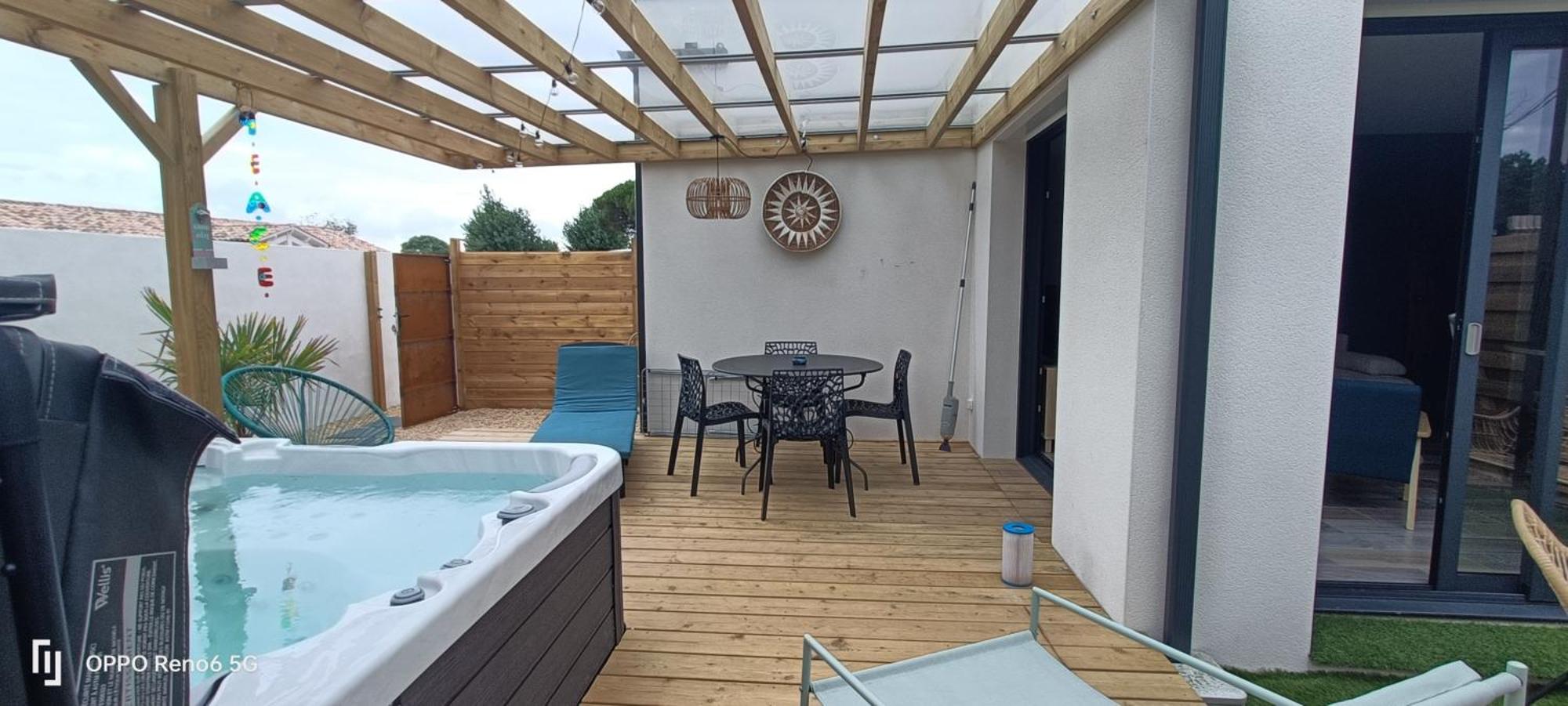 Apb Spa Locations Avec Jacuzzi Privatif Σαιν-Ζαν-ντε-Μον Εξωτερικό φωτογραφία